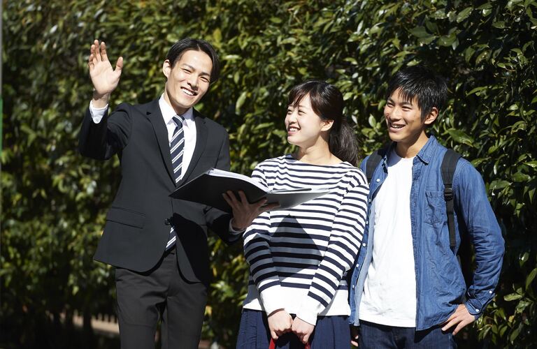 保証人無しでも借りられる賃貸物件をご紹介 | 大阪市で不動産ならオンライン対応のFK Home’s